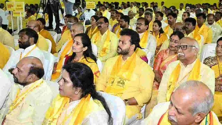 గెలిచినా.. ఓడినా.. సగర్వంగా ఎగిరే పసుపు జెండా: సీఎం చంద్రబాబు