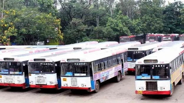 ఆర్టీసీ కండక్టర్, ఇన్‌స్పెక్టర్ మధ్య టికెట్ వివాదం.. వెలుగులోకి సంచలన విషయాలు..