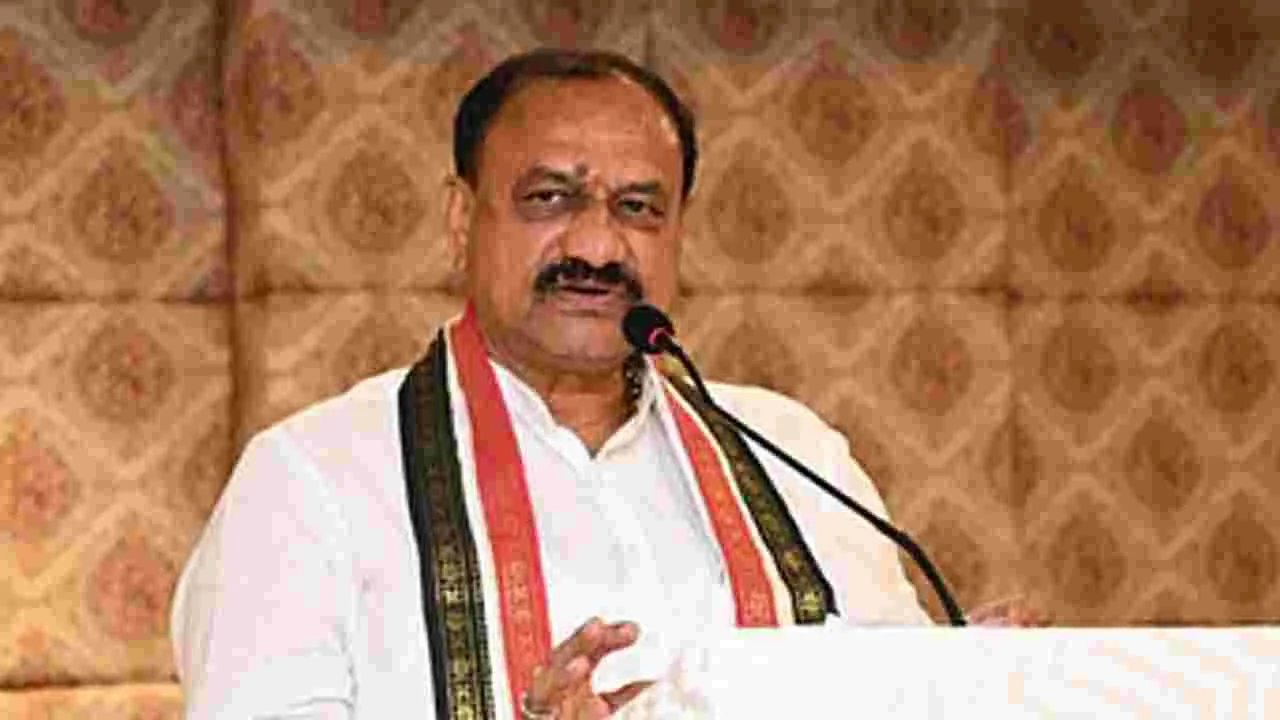 మళ్లీ అధికారంలోకి రావాలంటే.. సైనికుల్లా పని చేయాలి: టీపీసీసీ చీఫ్