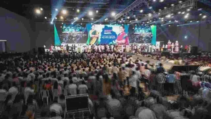 కొత్త పార్టీ పేరు ప్రకటించిన కవిత