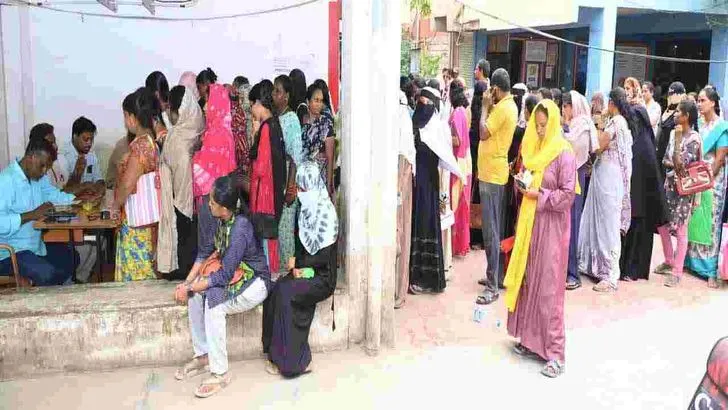 తల్లుల ఖాతాల్లో ‘తల్లికి వందనం’ నిధులు..