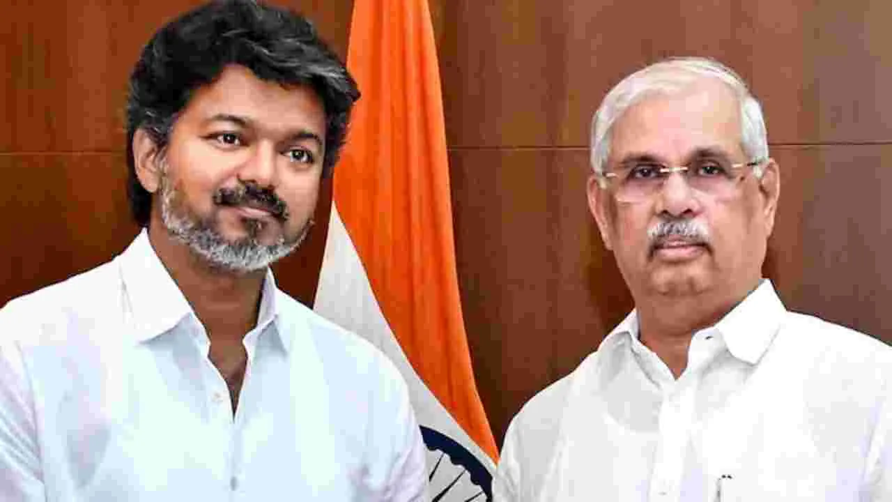 తమిళనాడులో ప్రభుత్వ ఏర్పాటుకు ఆటంకాలు.. విజయ్ మిస్టేక్ ఇదేనా?