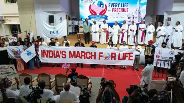 తమిళనాడులో కొత్త వివాదం! అబార్షన్ హక్కు వ్యతిరేక ర్యాలీలో అసెంబ్లీ స్పీకర్