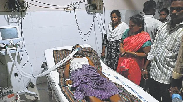 కరెంట్‌ పోయింది.. ఊపిరి ఆగింది