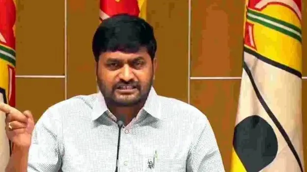 ప్రజలకు మంచి చేస్తే జగన్‌ ఓర్చుకోలేడు: బ్రహ్మం 