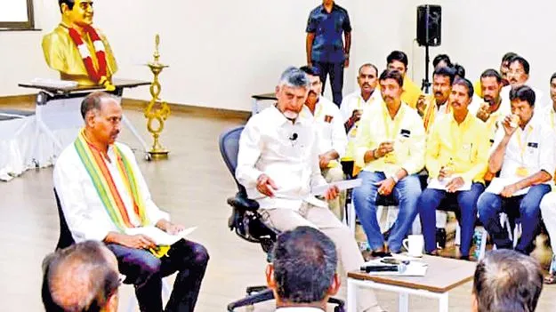 ప్రతి కార్యకర్తకూ భద్రత