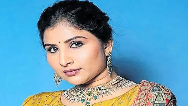 ఆర్థిక మోసం కేసులో మంగ్లీ పాత్రపై దర్యాప్తు ముమ్మరం