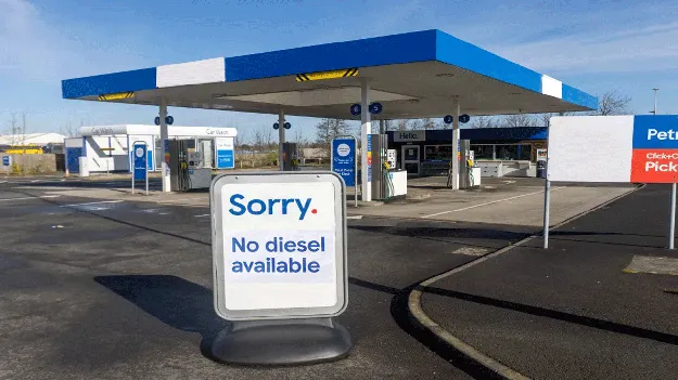 Artificial shortage of dieselడీజిల్‌కు కృత్రిమ కొరత