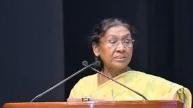 రాష్ట్రపతితో పీహెచ్‌డీ పట్టభద్రుల సమావేశం