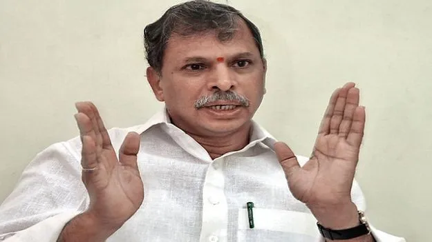 రాజధానిపై వైసీపీది సెల్ఫ్‌ గోల్‌