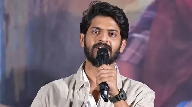 ముదిరిన డెలివరీ బాయ్ వివాదం.. అఖిల్ రాజ్ కారు ధ్వంసం..