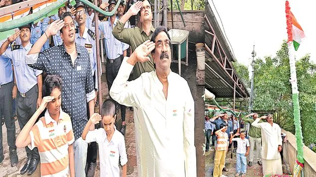 ఏబీఎన్‌- ఆంధ్రజ్యోతి ప్రధాన కార్యాలయంలో స్వాతంత్య్ర వేడుకలు