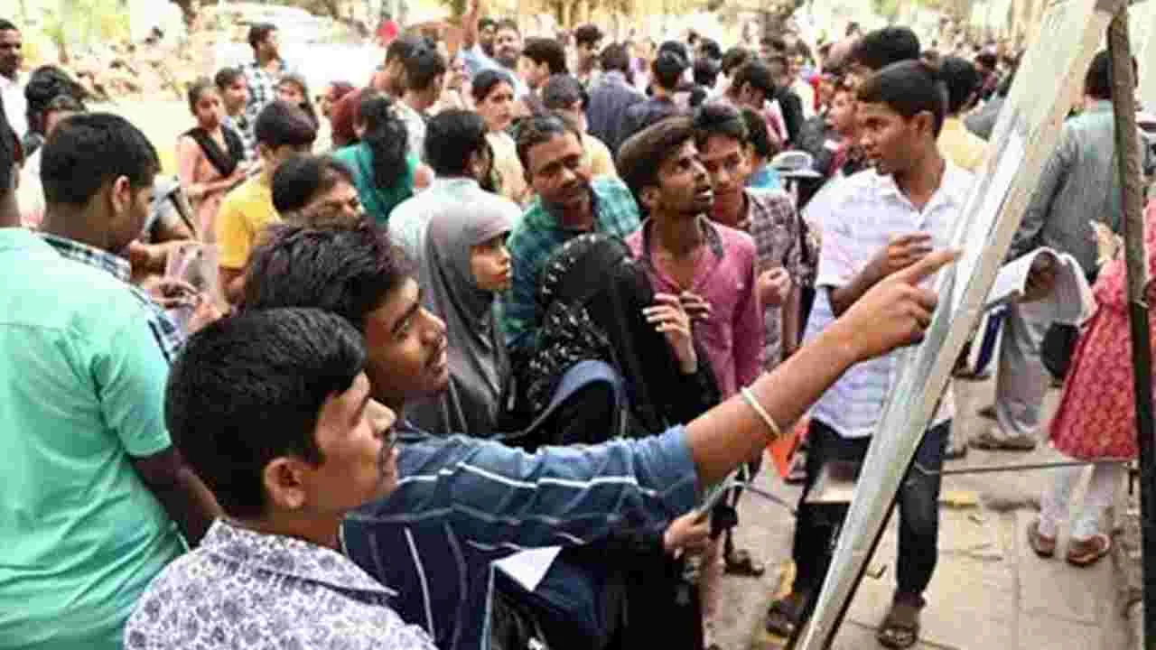 టెన్త్‌ సప్లిమెంటరీలో 82.39 శాతం ఉత్తీర్ణత