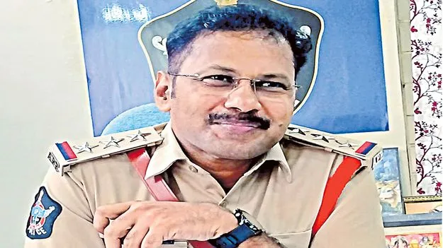 సీఐ నాగరాజుపై  హత్యానేరం కేసు