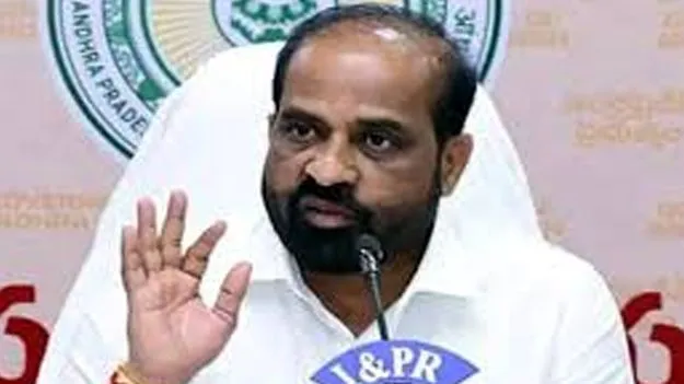 43 మంది వైద్యులపై వేటు..!