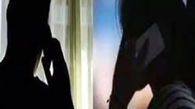 హనీట్రాప్‌ కేసులో సంచలనం సీఐ, ముగ్గురు పోలీసులు డిస్మిస్‌