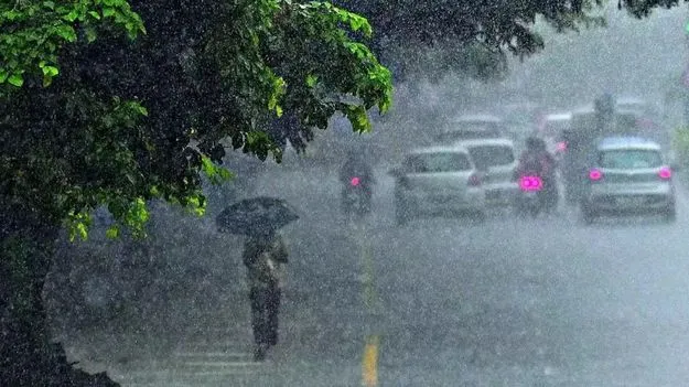 రాష్ట్రంలోకి రుతుపవనాలు