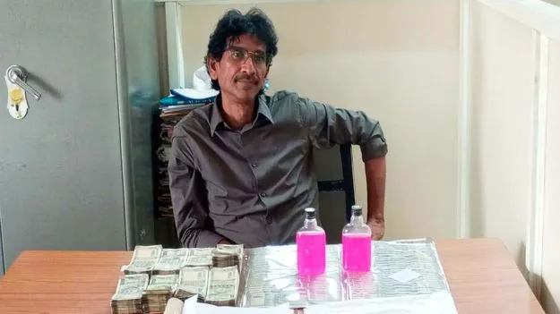 ఏసీబీ వలలో గనుల శాఖ సర్వేయర్‌