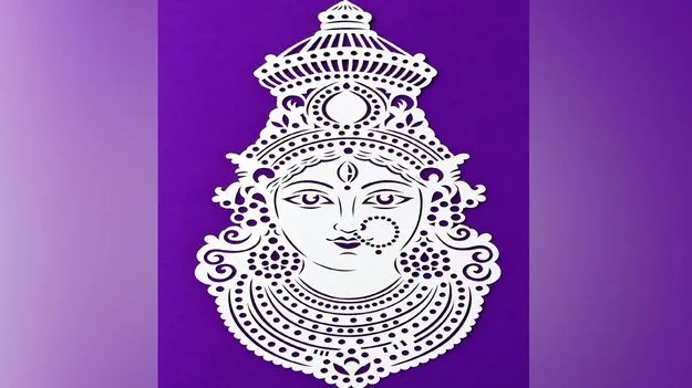 పేపర్‌ కటింగ్‌తో అమ్మవారి చిత్రం 