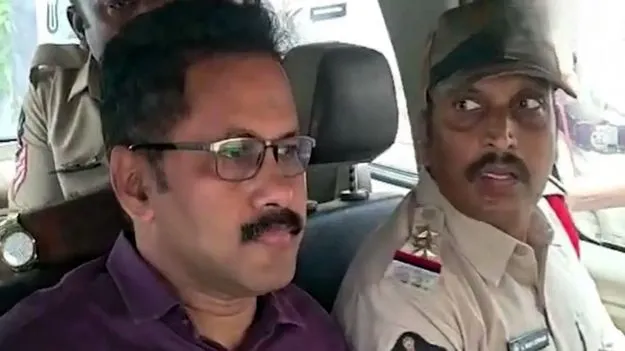 అ‘దృశ్యం’ ఎలా?
