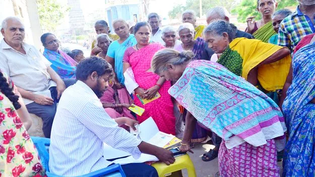 కొత్త పింఛన్ల కోసం ఎదురుచూపులు