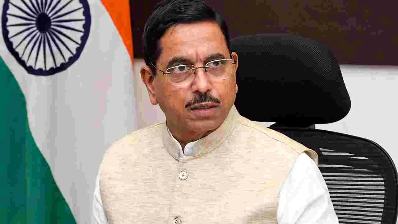 వికసిత్‌ భారత్‌ నిర్మాణంలో పాల్గొనండి