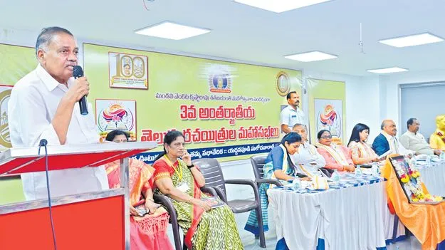 మహిళలను అవమానించే వారిపై  కఠిన చట్టాలు తీసుకురావాలి