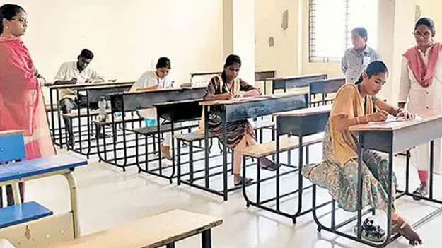 ఇంటర్‌ సప్లిమెంటరీ హాల్‌ టికెట్లు విడుదల