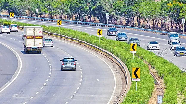 శ్రీశైలం ఎలివేటెడ్‌ కారిడార్‌ 4 లేన్లుగా!