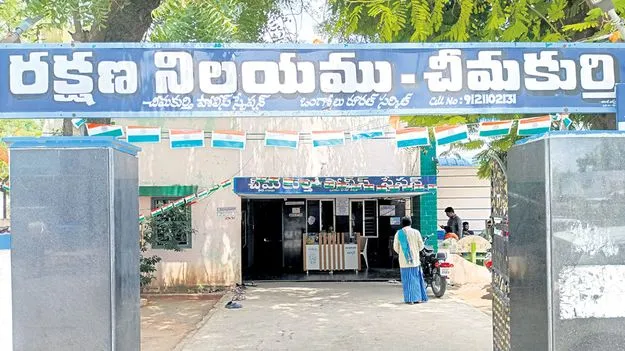 కాలయముడిగా మారిన కన్నతండ్రి