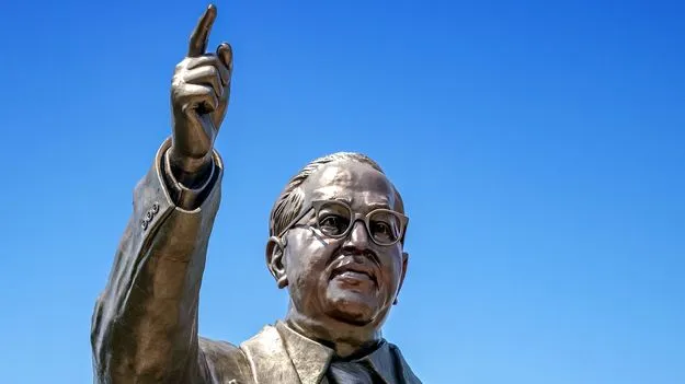 అంబేడ్కర్‌ అందరివాడు: యశ్వంత్‌ అంబేడ్కర్‌