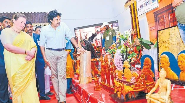 హస్తకళల పరిరక్షణే ధ్యేయం
