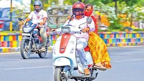 నేటి నుంచి వడగాడ్పులు