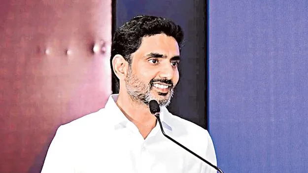 కేంద్ర, రాష్ట్రాల మధ్య వారధిగా పని చేయండి