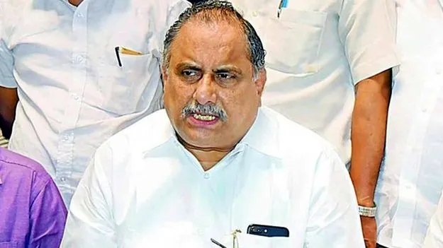 మాజీ మంత్రి ముద్రగడకు అస్వస్థత