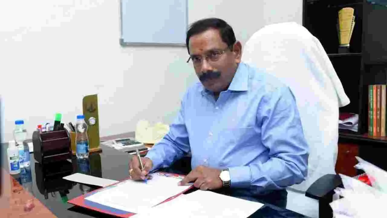 విద్యుత్తు ప్రసార ప్రాజెక్టుల్లో వేగం పెరగాలి