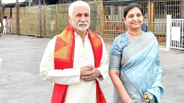 త్వరలో రాజకీయ పార్టీ 