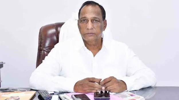 మల్లారెడ్డి గ్రూప్‌ కాలేజీల్లో ఆకస్మిక తనిఖీలు