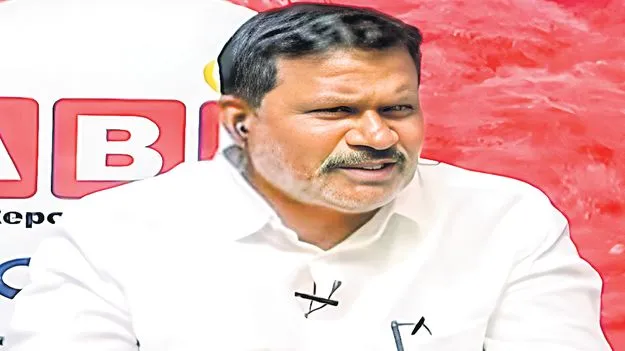 కాదు నరరూప రాక్షసుడివి!