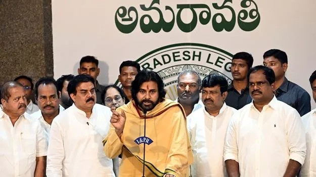 కాపులపై కుట్ర!