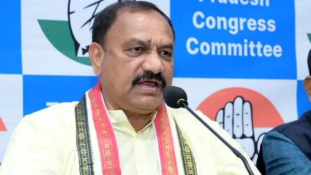 పార్టీ లైన్‌ దాటి మాట్లాడితే చర్యలు తప్పవు