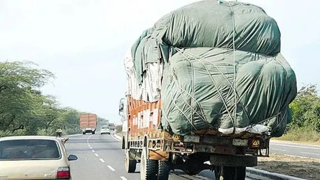 ఓవర్‌లోడింగ్‌పై రవాణాశాఖ కొరడా