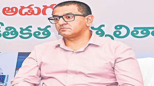 సౌరభ్‌ గౌర్‌పై బదిలీ వేటు