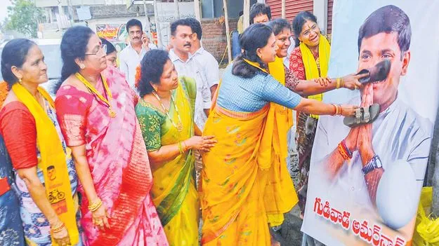 గుడివాడ అమర్నాథ్‌పై మహిళాగ్రహం