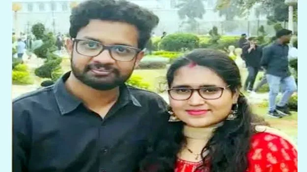 రాధాగాయత్రి మృతి కేసులో భర్త శ్రీచరణ్‌ అరెస్టు