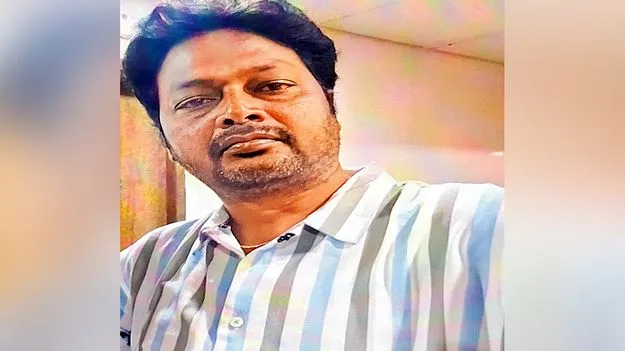 భార్య వైద్యం కోసం మోసగాడి అవతారం!