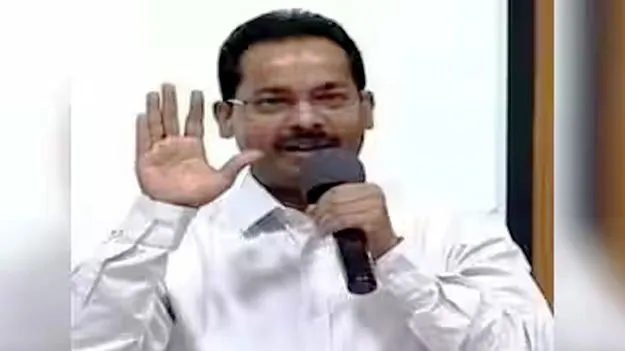 వేసిన పంటలు కాపాడాలి