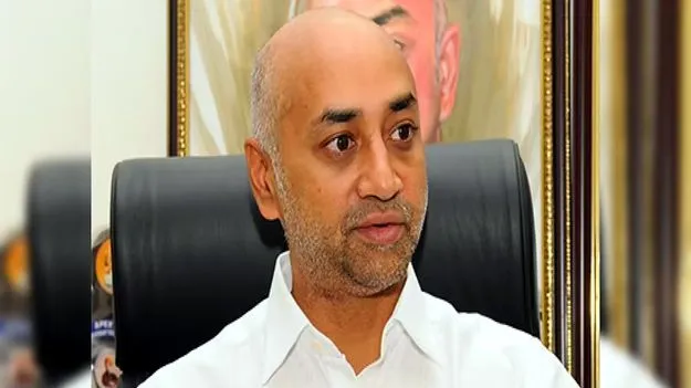 గల్లా జయదేవ్‌కు ఆంధ్రప్రదేశ్‌ క్షమాపణలు చెపుతోంది: మంత్రి లోకేశ్‌