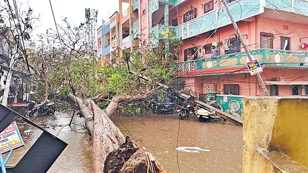 ఎండ, వాన.. ప్రచండం! 