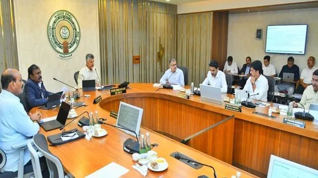 వైసీపీ ట్రాప్‌లో పడొద్దు!